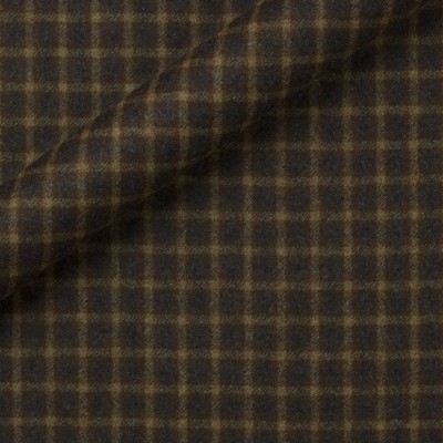 Check on pure wool flannel