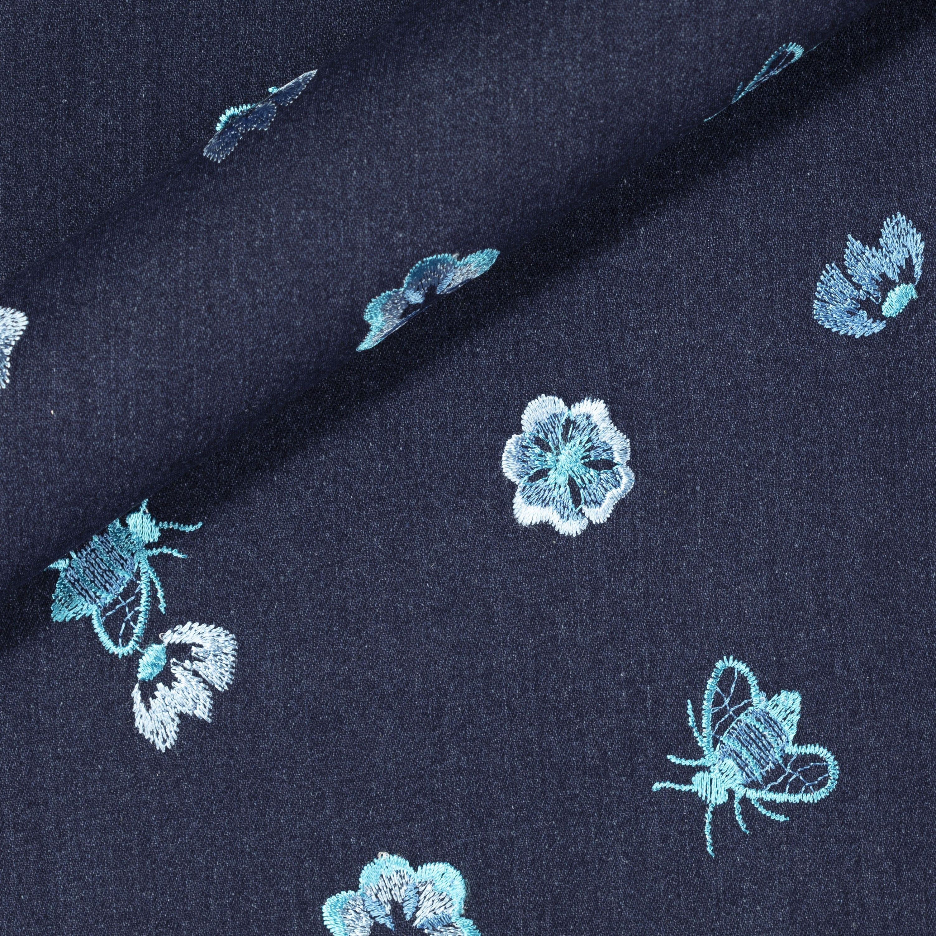 Ricamo floreale su denim - Carnet Style PE 2020 - C16550 - Carnet