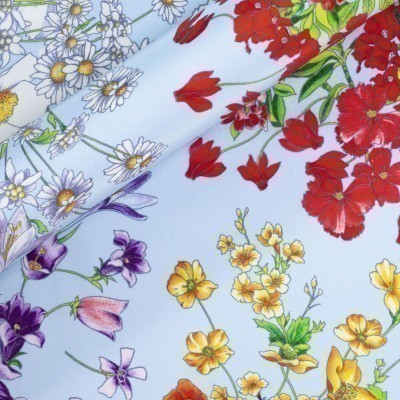 Floral print on silk